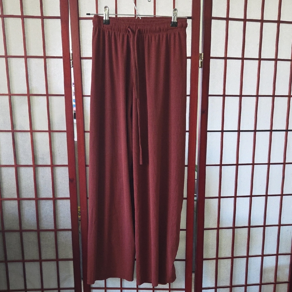 Women's Wide Leg Pants in Rust